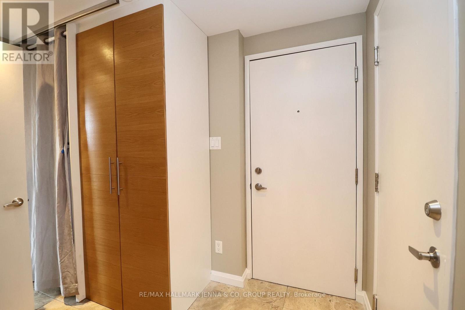 3 - 331 Osgoode Street Property Photo 3