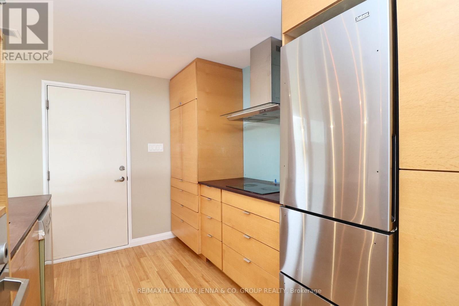 3 - 331 Osgoode Street Property Photo 4