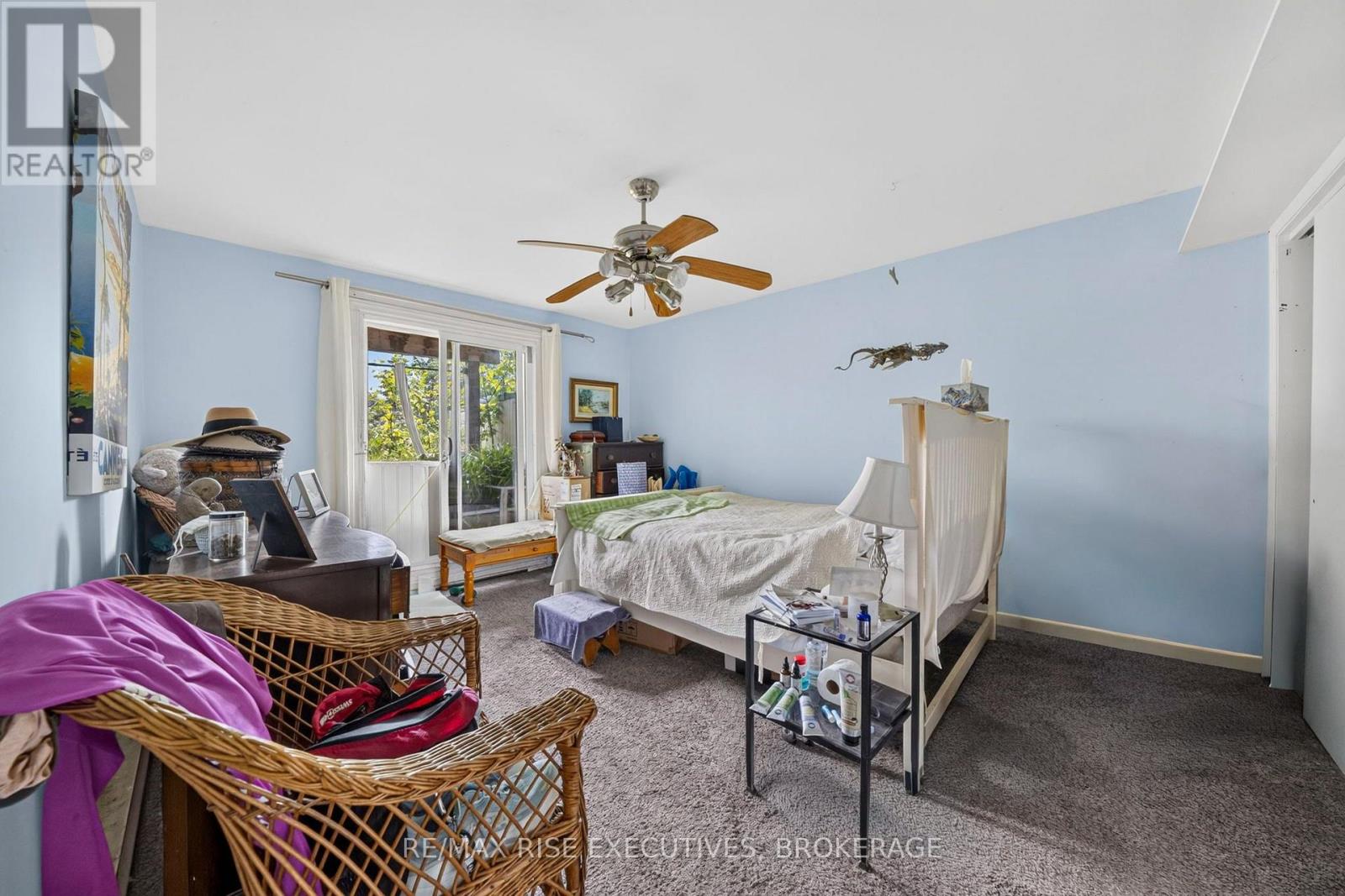33 Montgomery Boulevard Property Photo 44