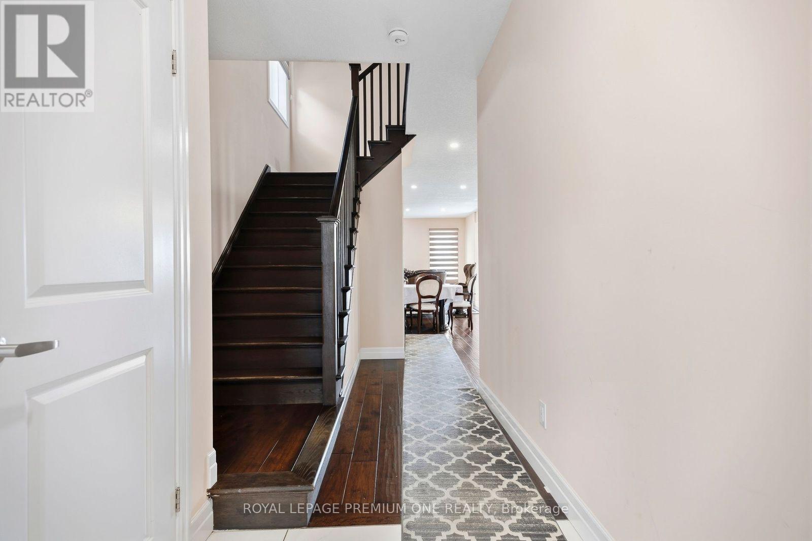 811 Cedarpark Way Property Photo 7
