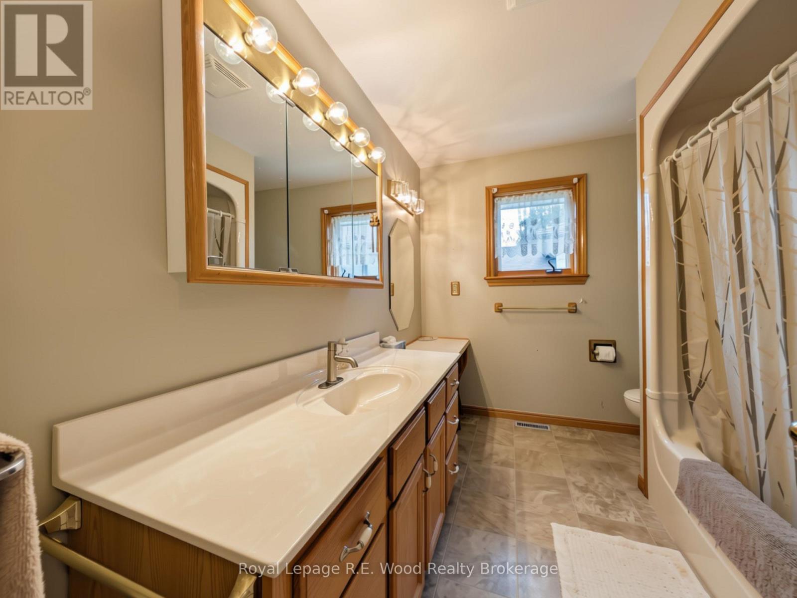 48 Allen Street Property Photo 12