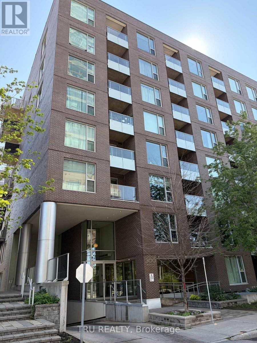706 - 300c Lett Street Photo de la propriété 1