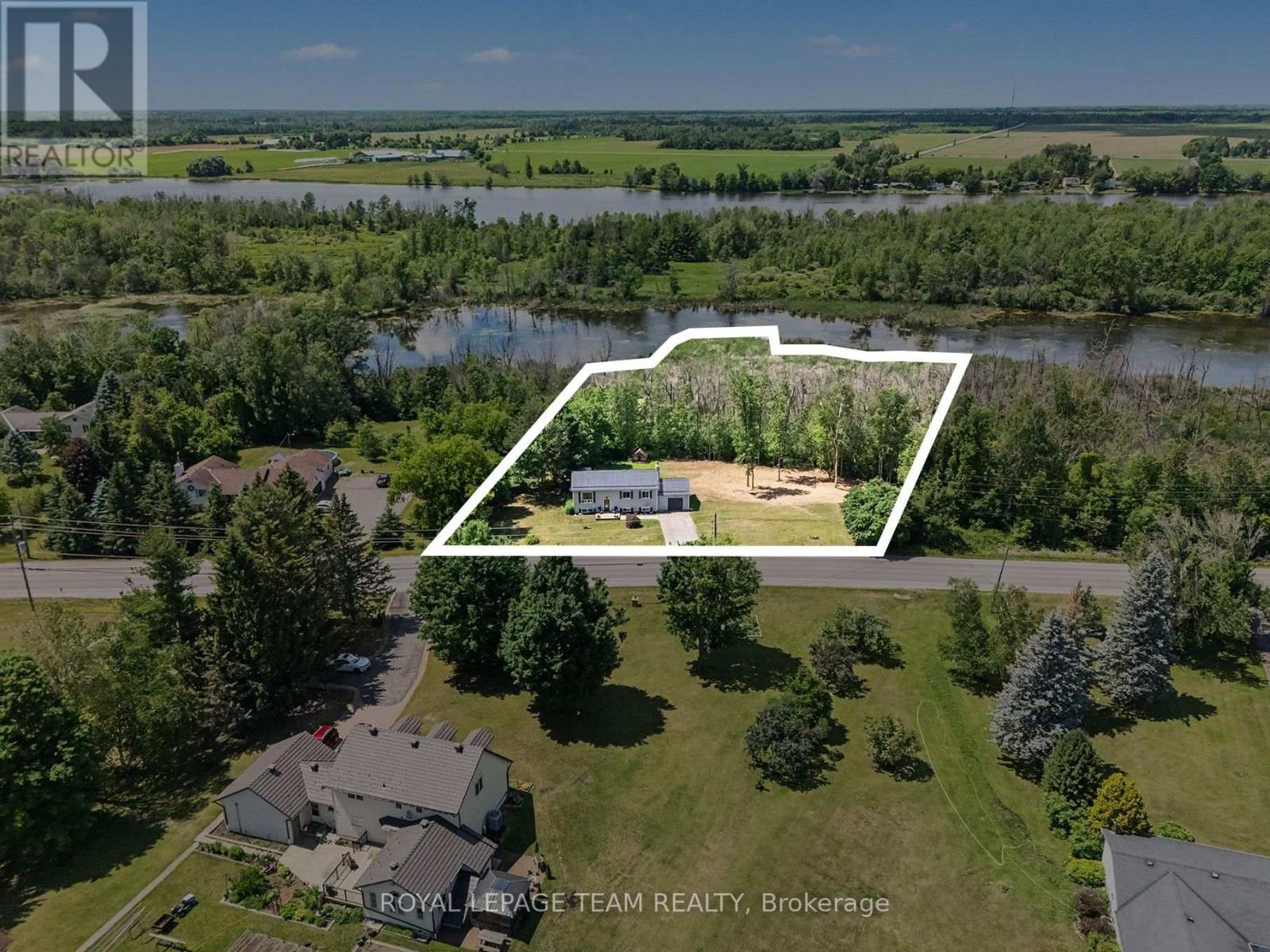 2495 River Road Property Photo 31
