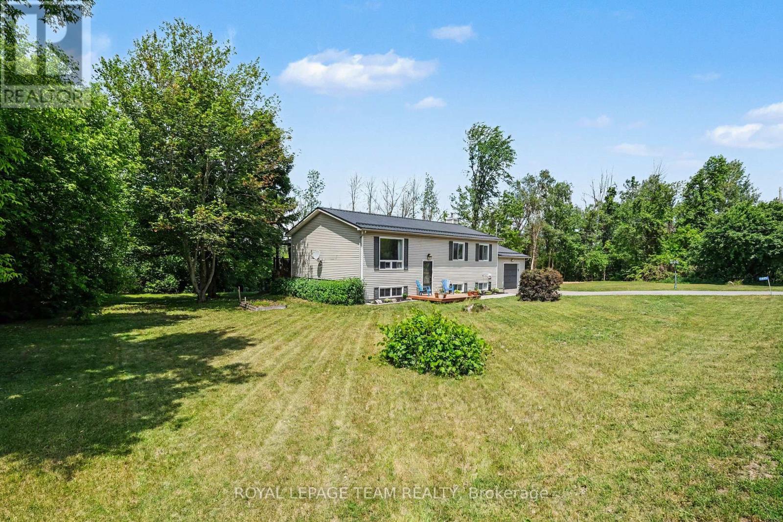 2495 River Road Property Photo 32