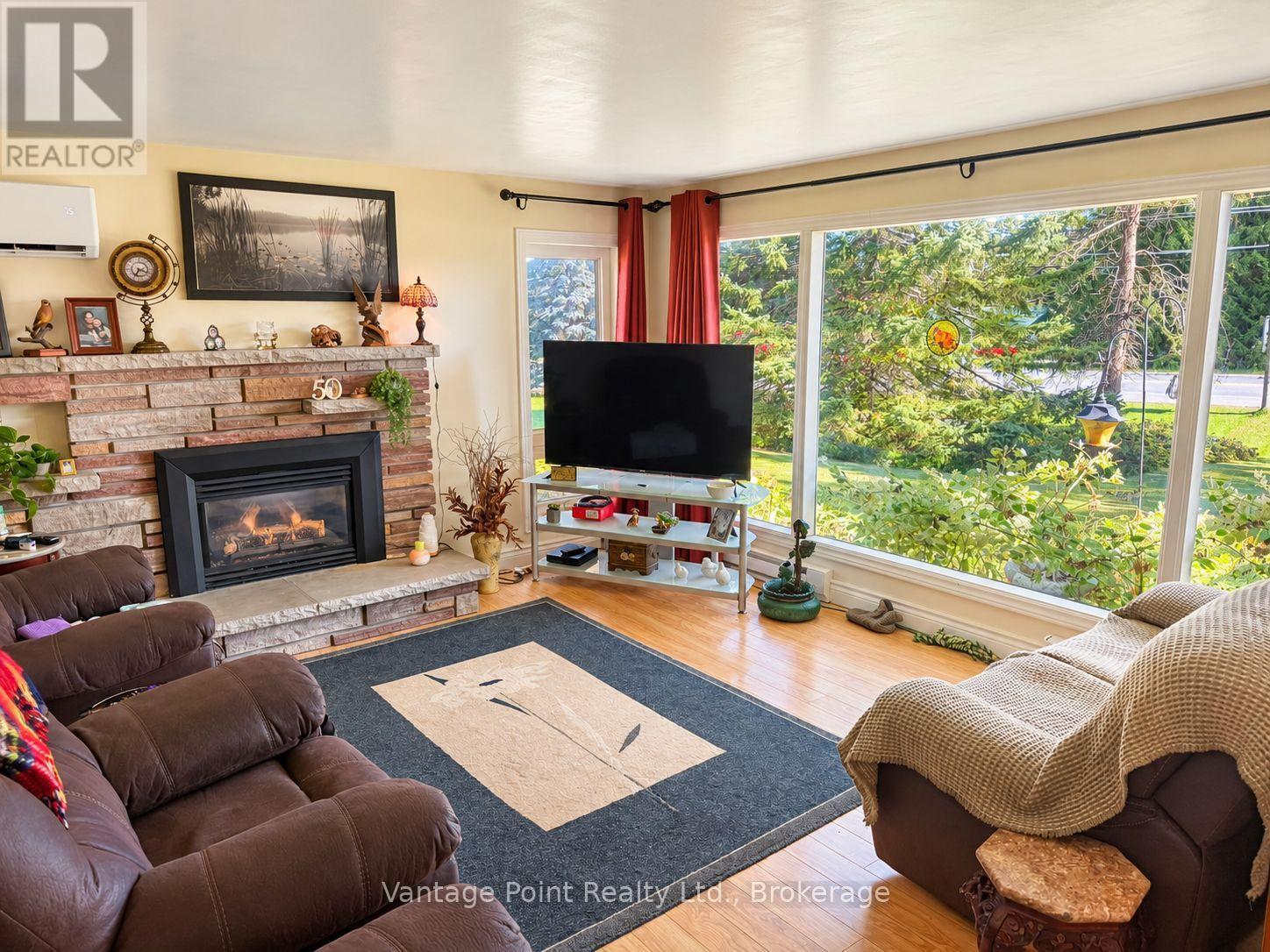 317048 6 & 10 Highway Property Photo 10