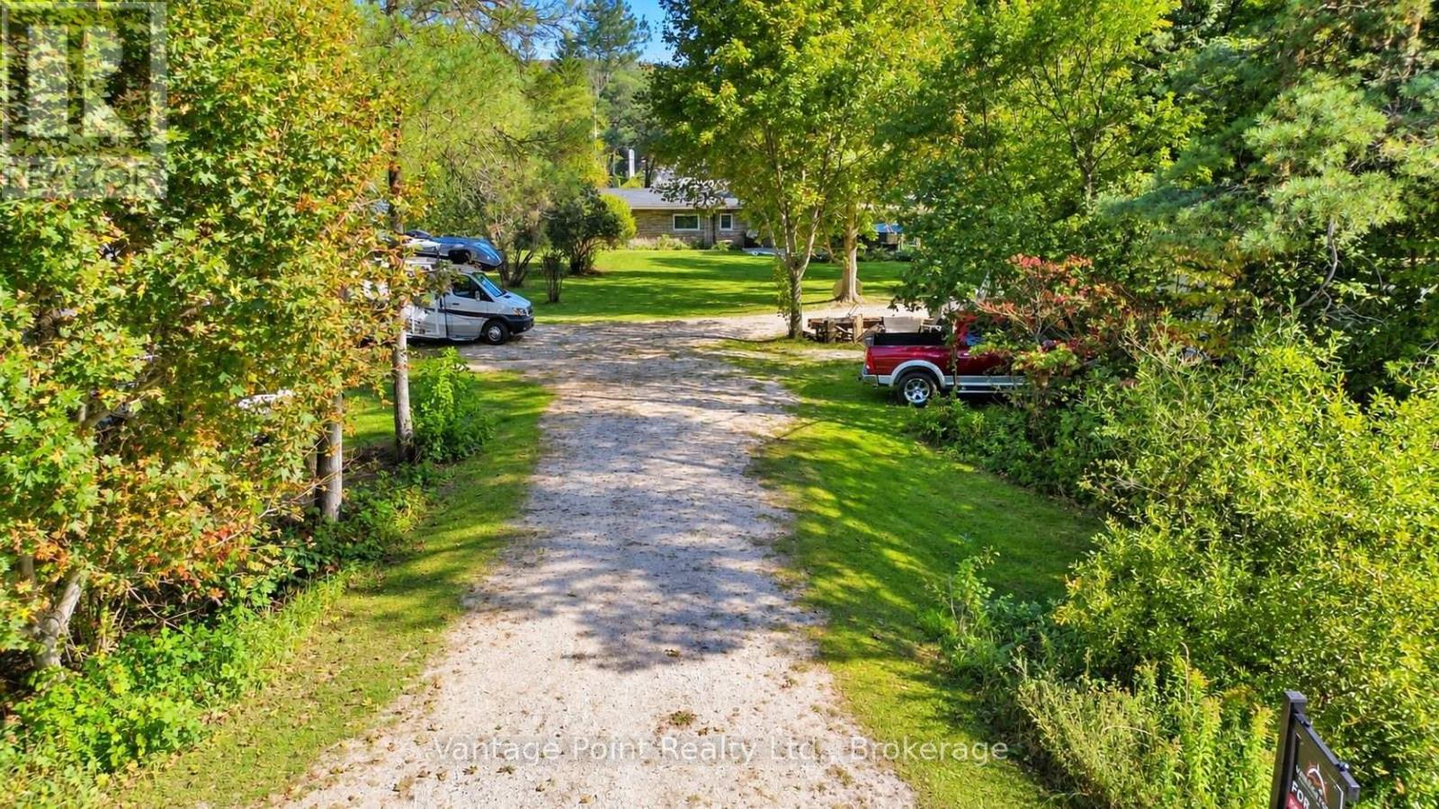 317048 6 & 10 Highway Property Photo 32