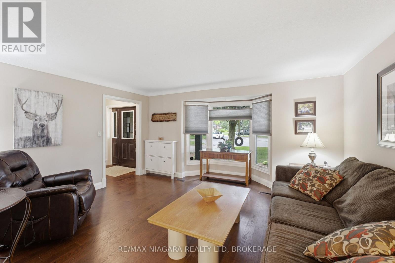9 Beechnut Court Property Photo 6