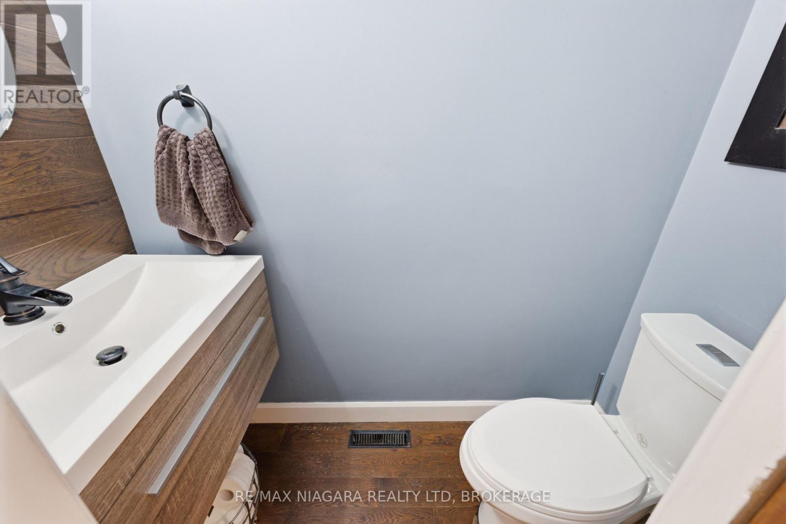 9 Beechnut Court Property Photo 18