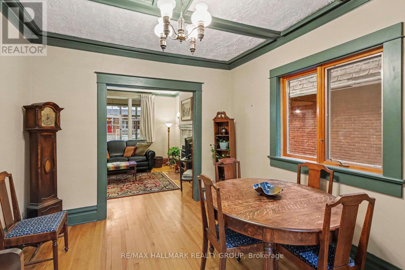 120 Hopewell Avenue Property Photo 9