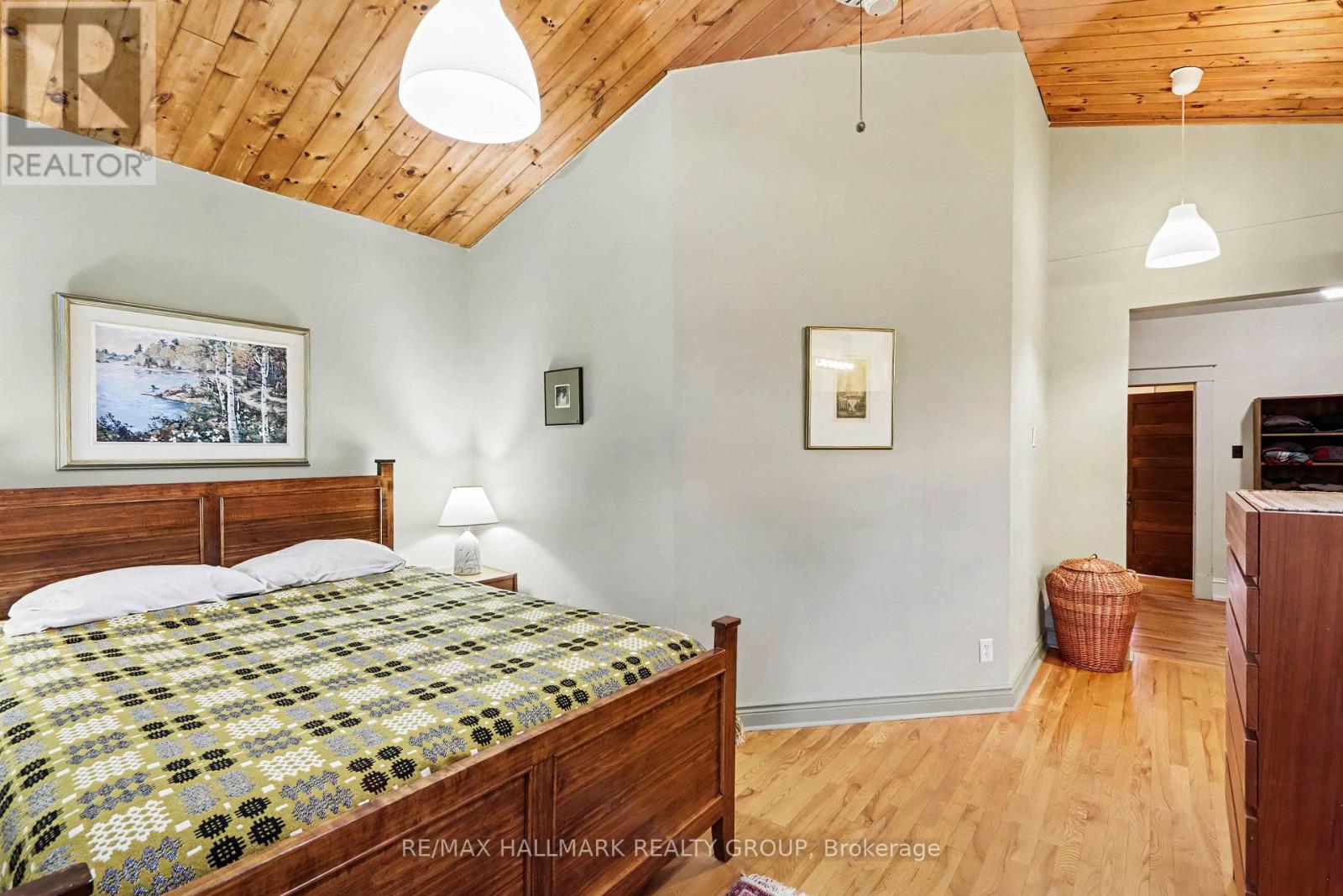 120 Hopewell Avenue Property Photo 18