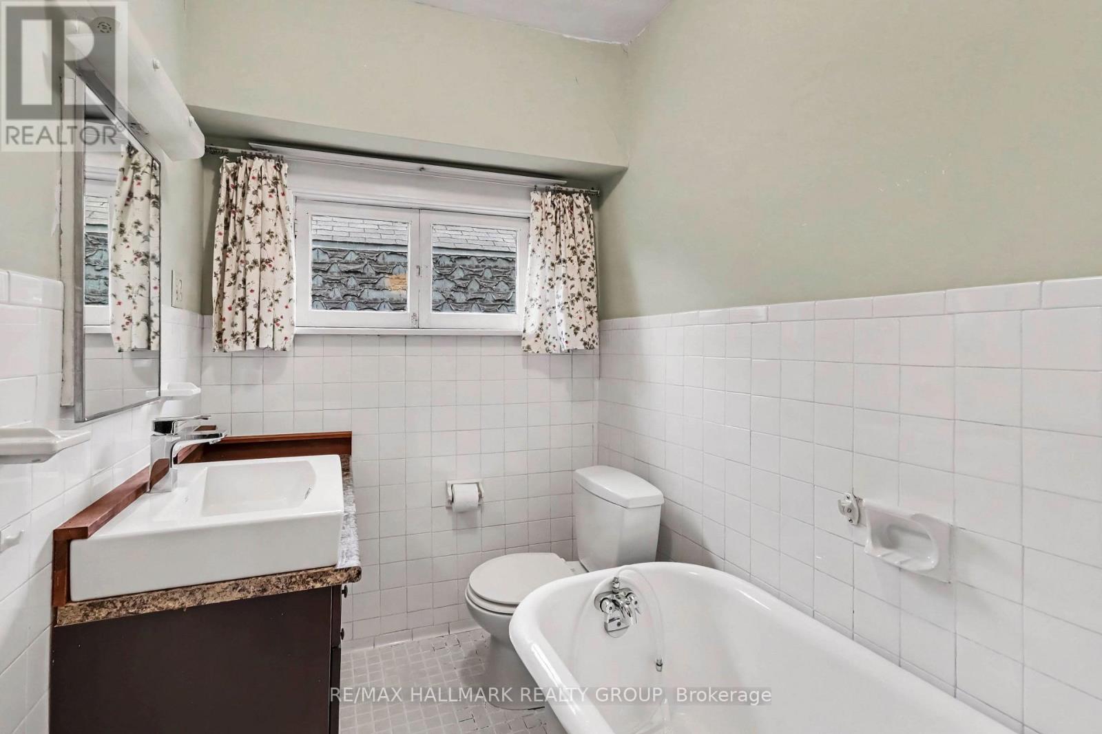 120 Hopewell Avenue Property Photo 25