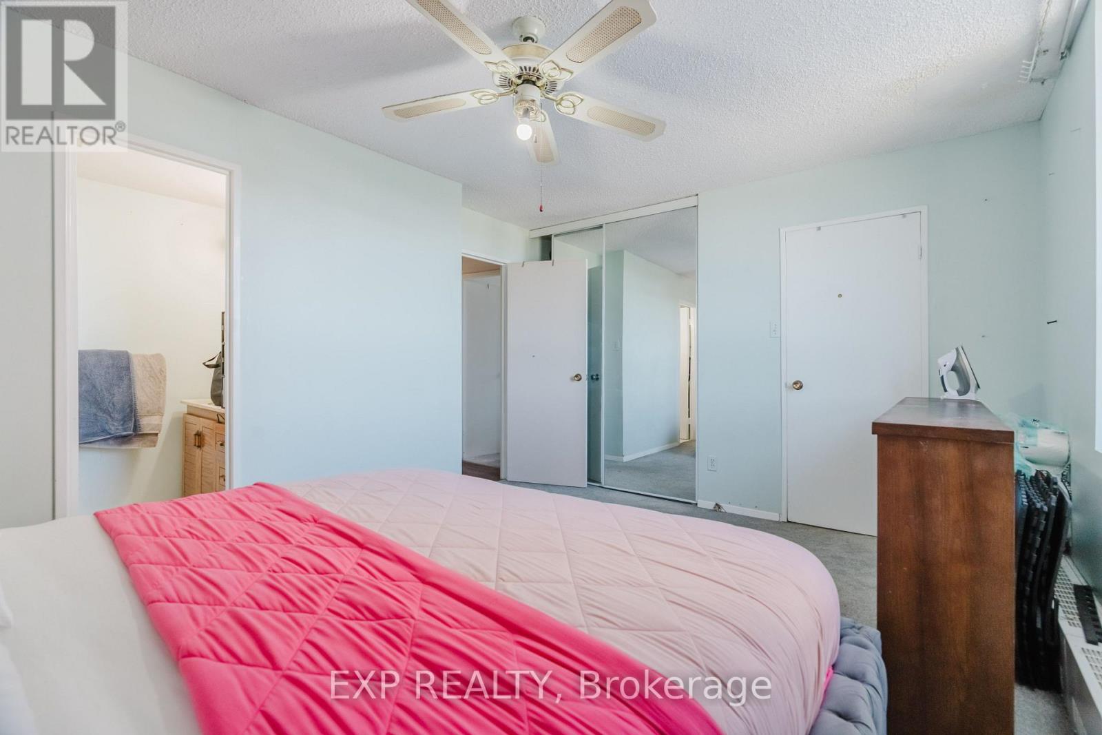 404 - 665 Bathgate Drive Property Photo 27