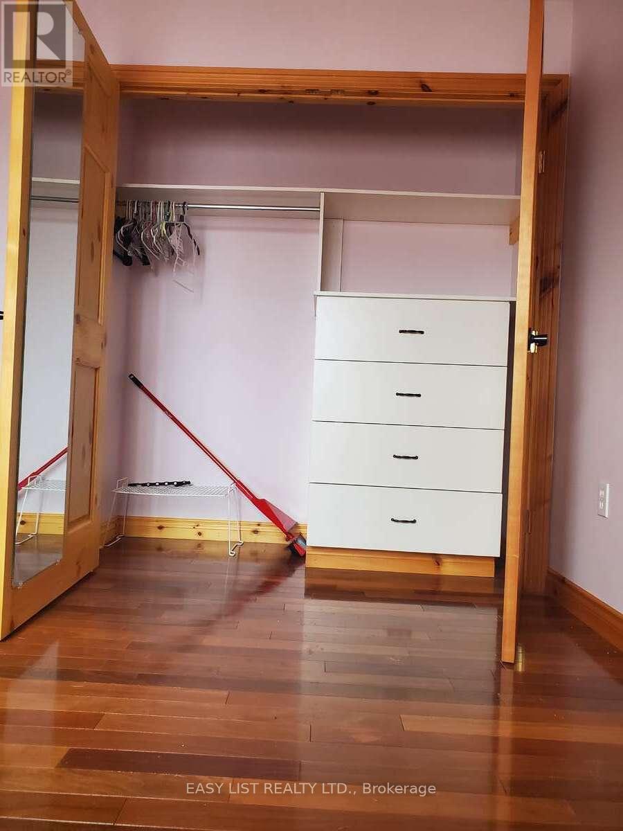 477 Hwy 586 Property Photo 13