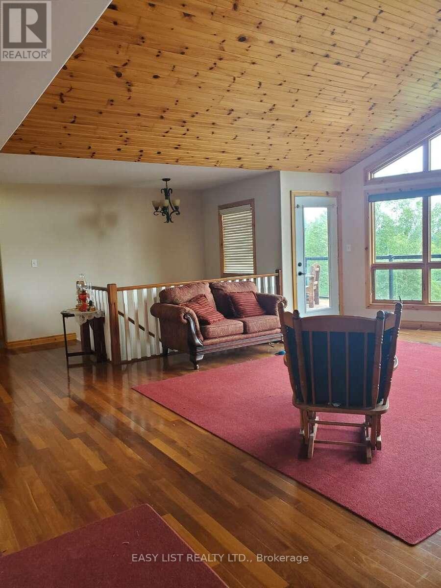 477 Hwy 586 Property Photo 15