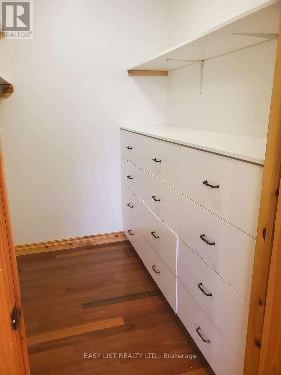 477 Hwy 586 Property Photo 22