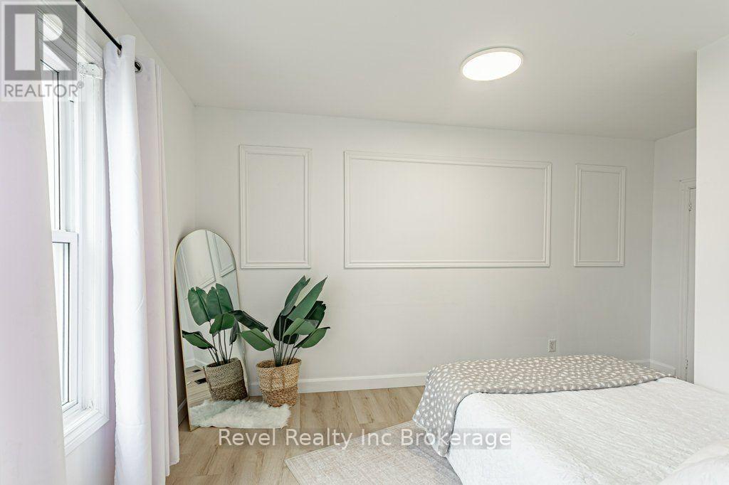 17 Dover Street Property Photo 9