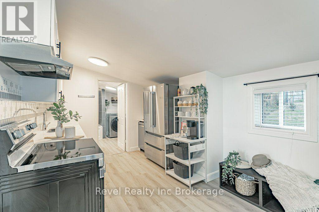 17 Dover Street Property Photo 13
