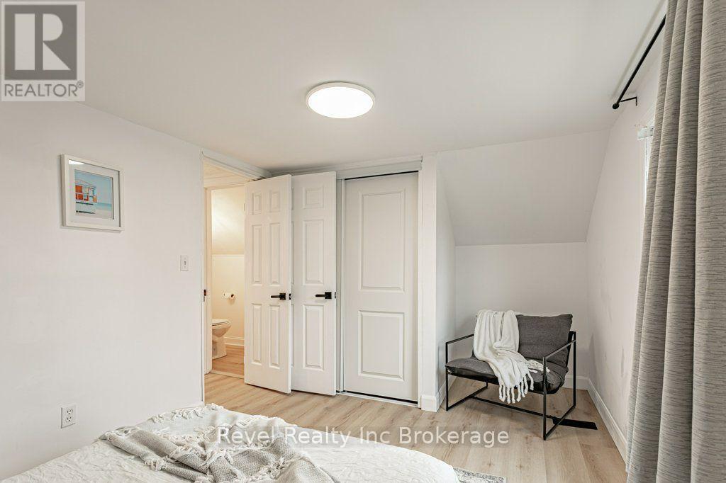 17 Dover Street Property Photo 20