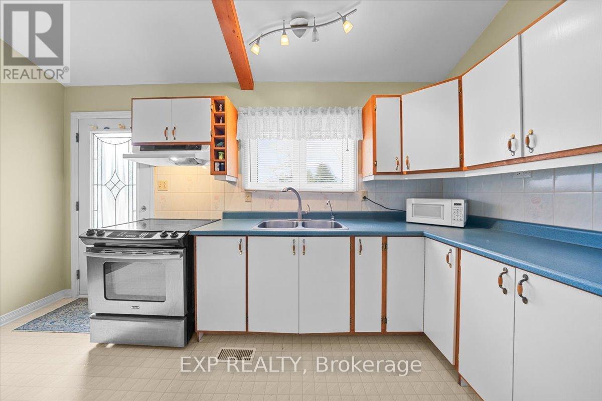 46 Dufour Street Property Photo 11