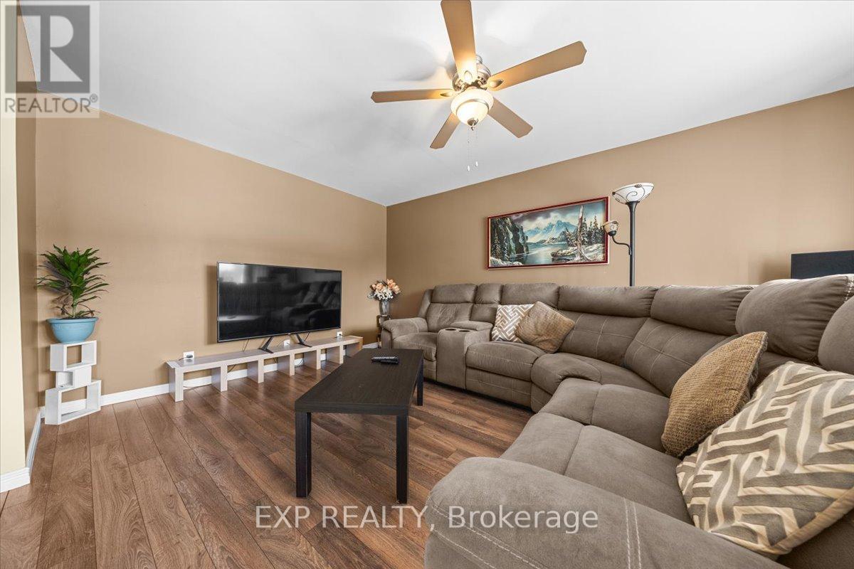 46 Dufour Street Property Photo 13