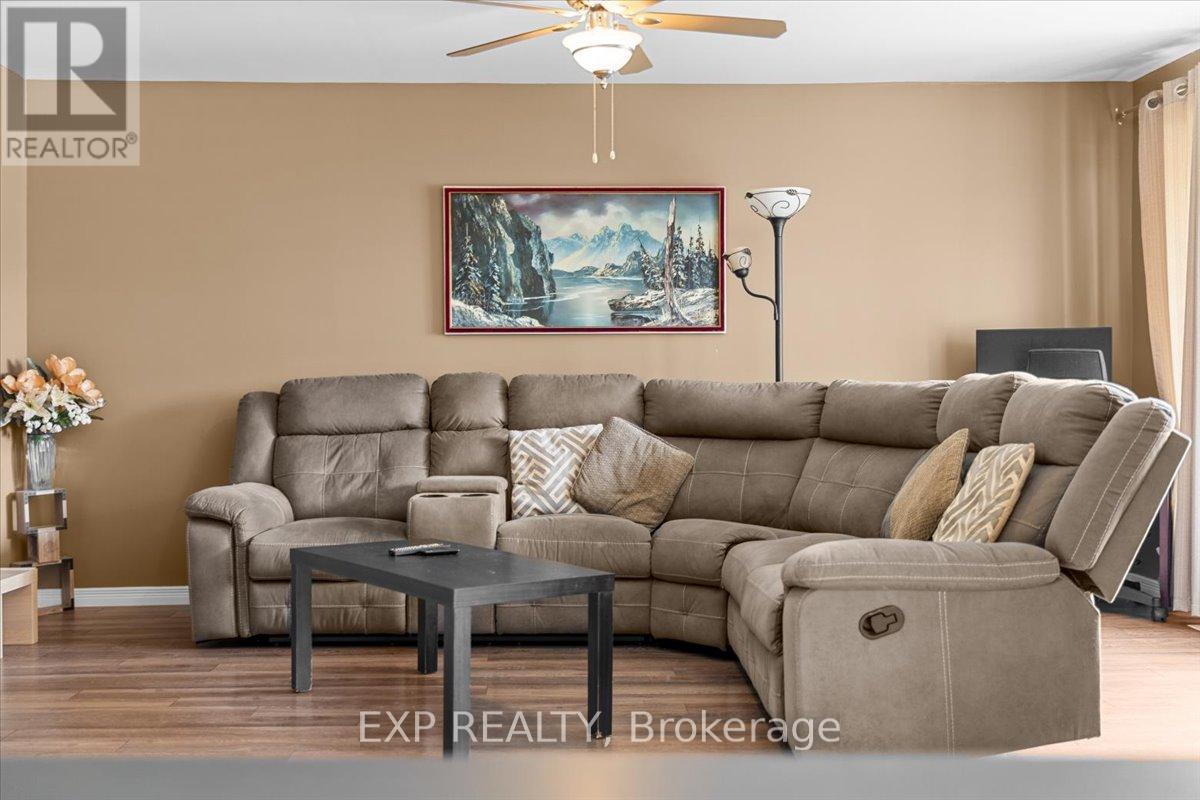 46 Dufour Street Property Photo 27