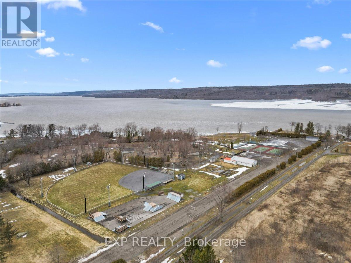 46 Dufour Street Property Photo 34