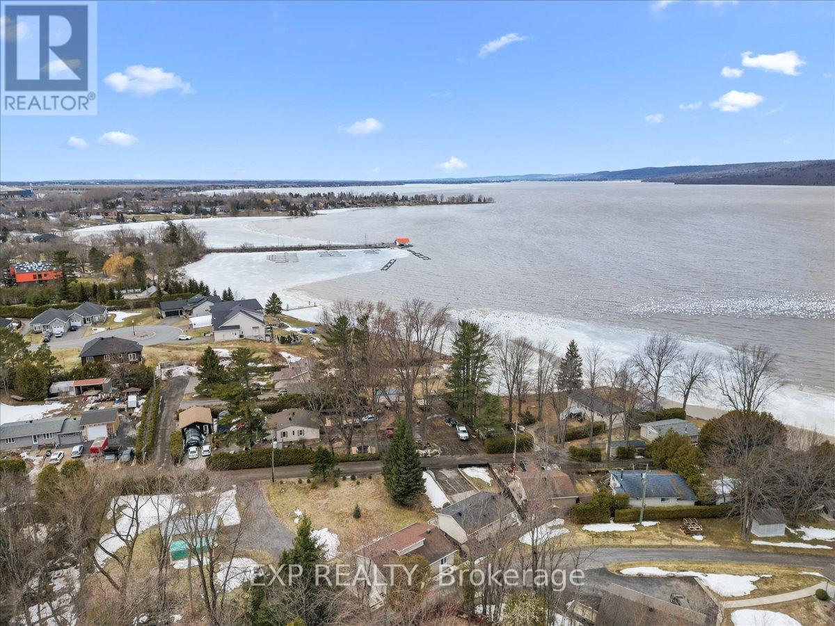 46 Dufour Street Property Photo 37