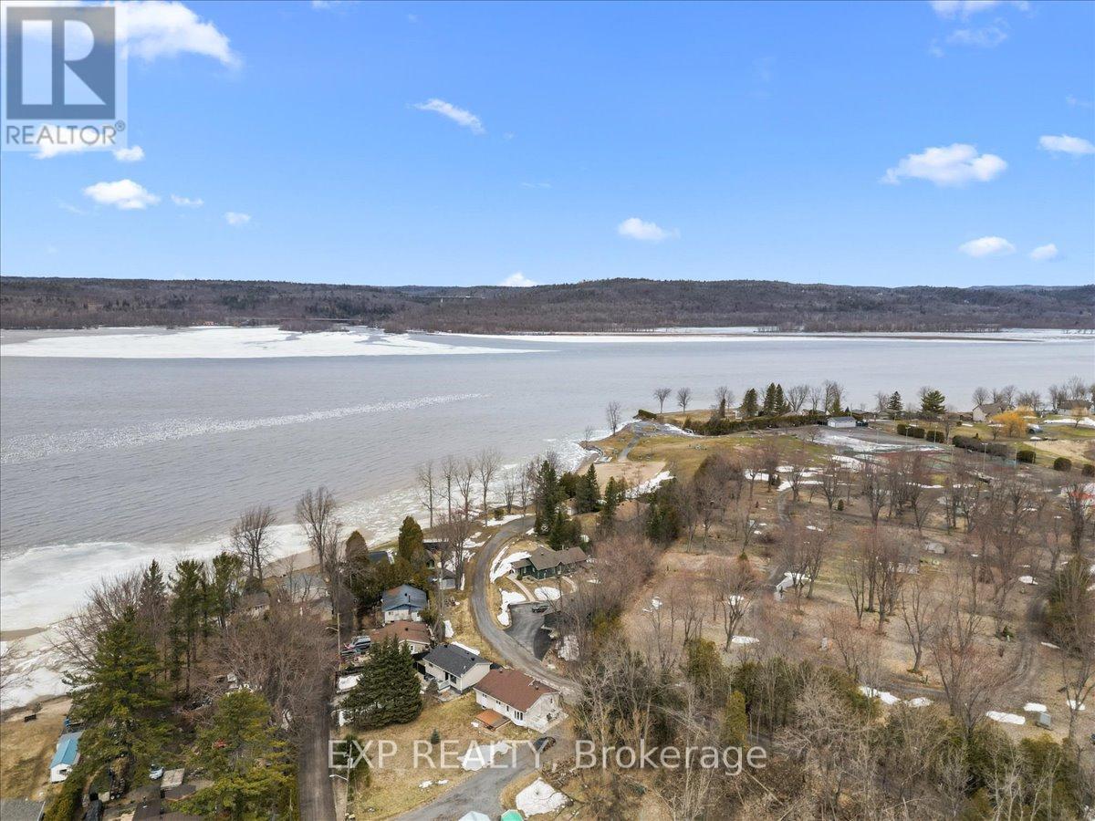 46 Dufour Street Property Photo 41