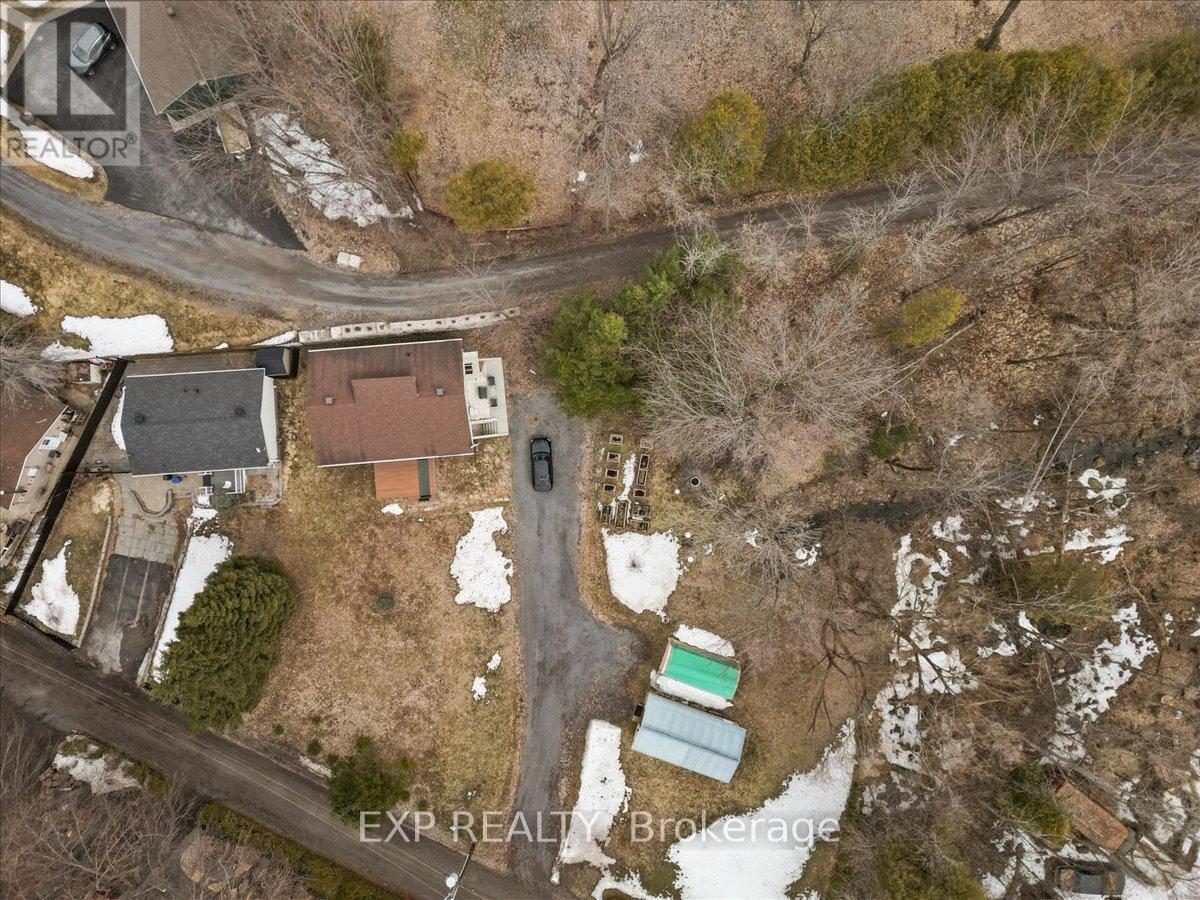 46 Dufour Street Property Photo 42