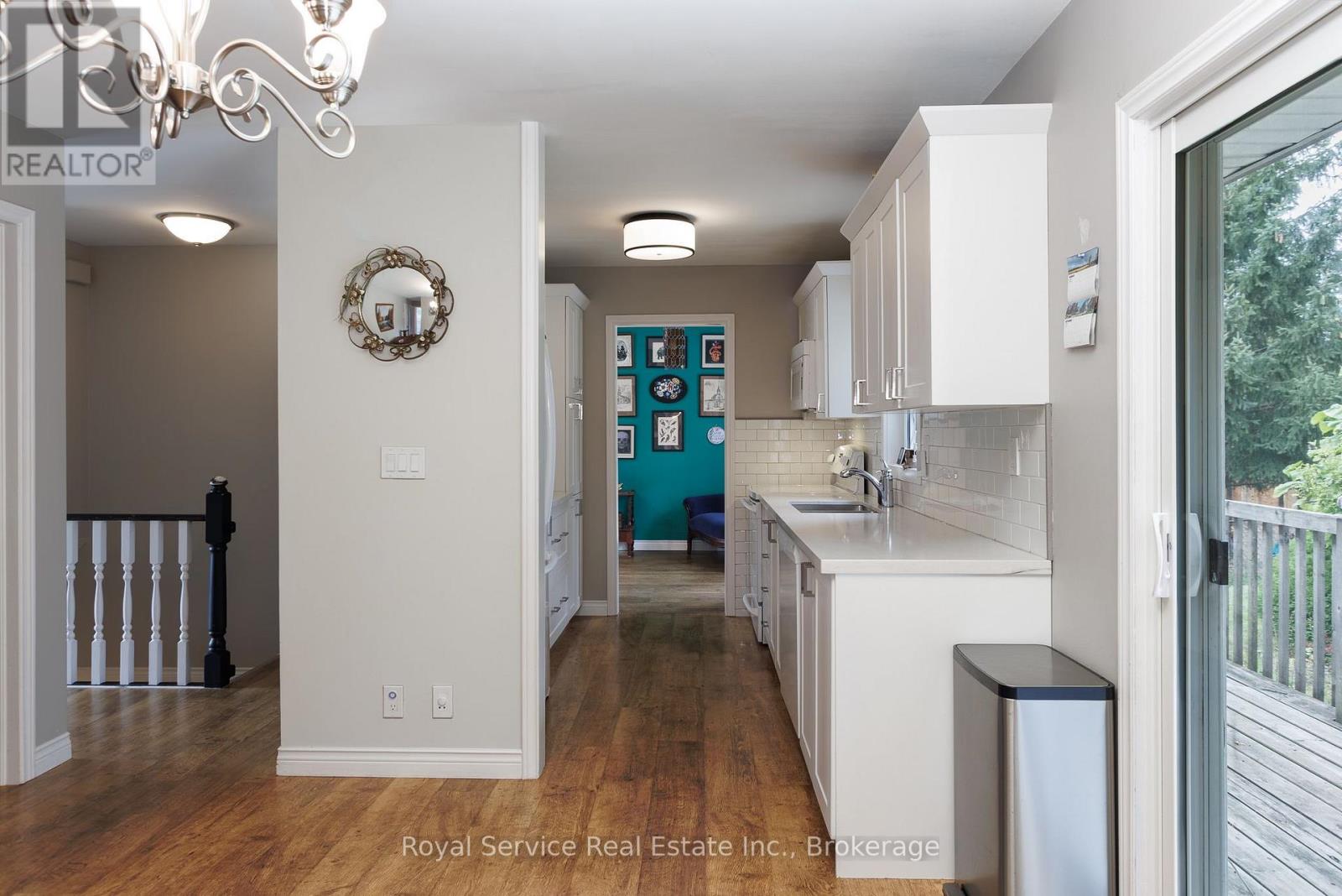 6 Clifton Road Property Photo 12