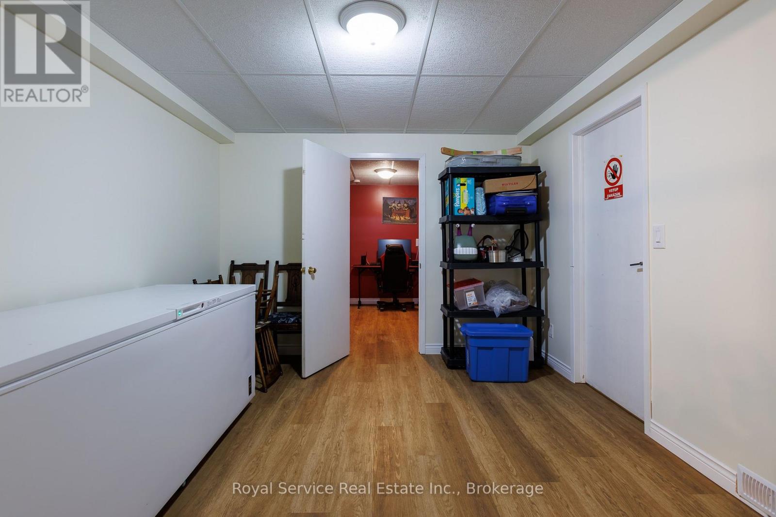 6 Clifton Road Property Photo 29