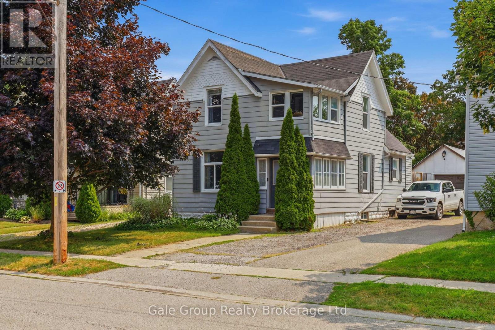 32 West Avenue W Property Photo 1
