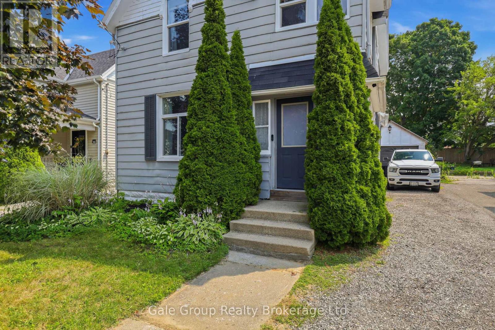 32 West Avenue W Property Photo 2