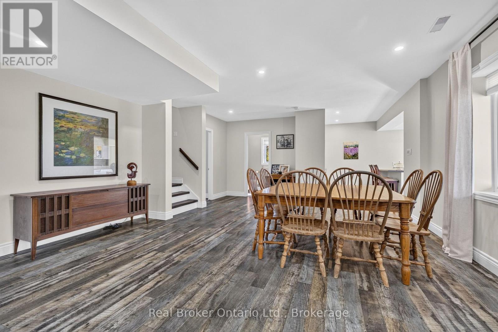 5954 Sixth Line Property Photo 37