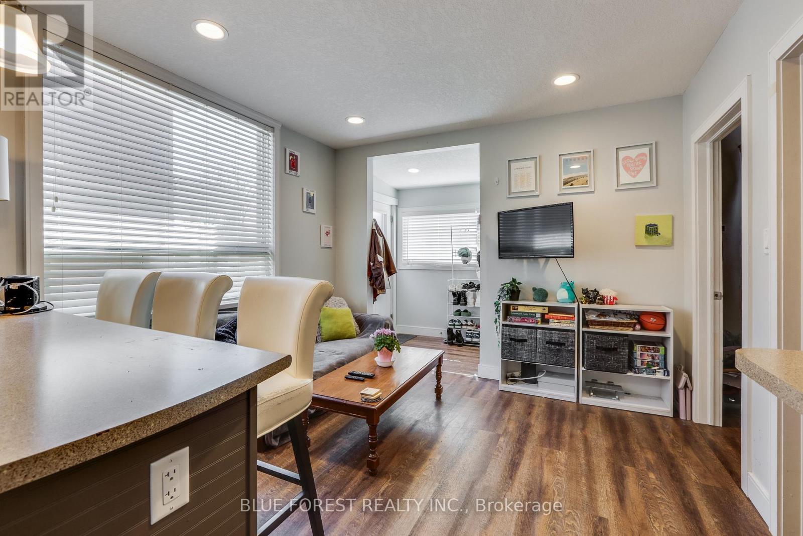 17 Mcdonald Avenue Property Photo 3