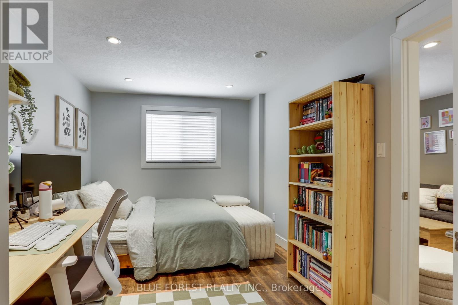 17 Mcdonald Avenue Property Photo 21