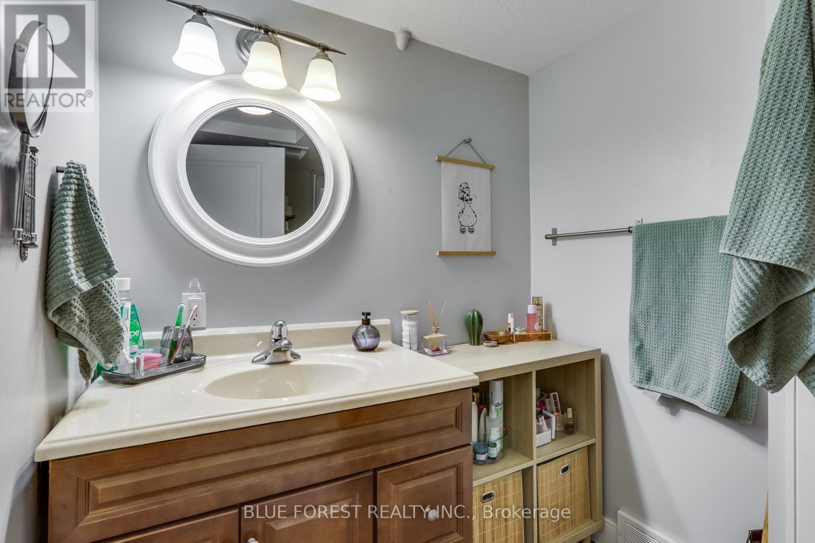 17 Mcdonald Avenue Property Photo 23