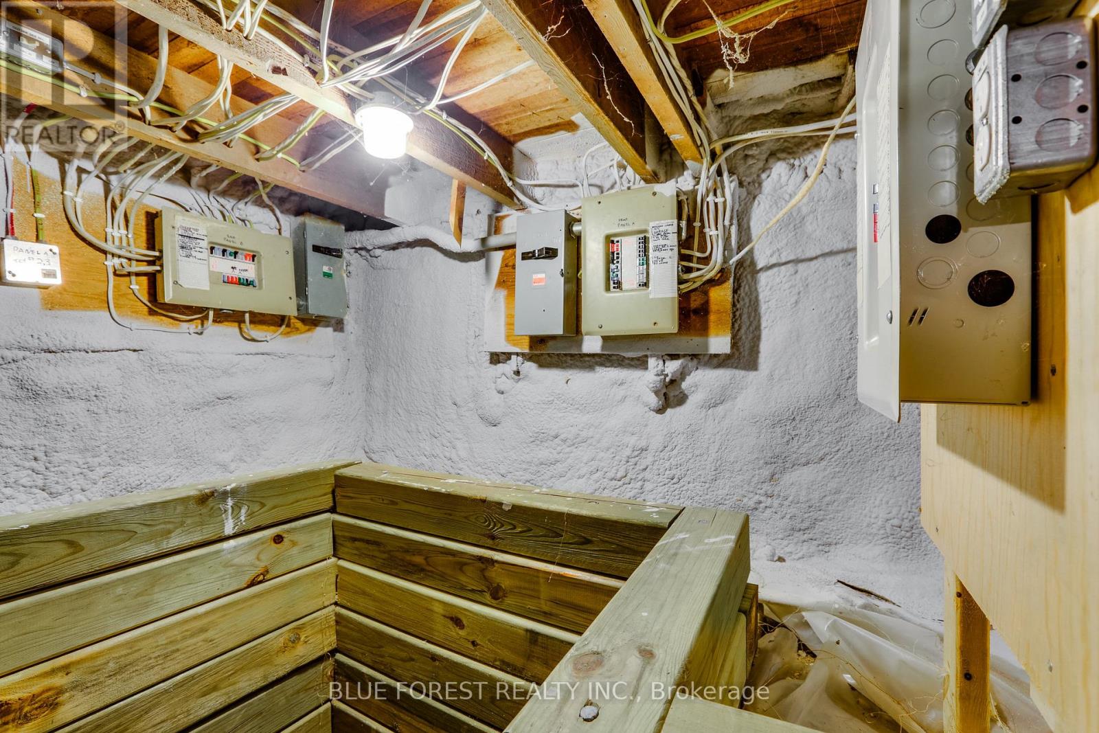 17 Mcdonald Avenue Property Photo 25