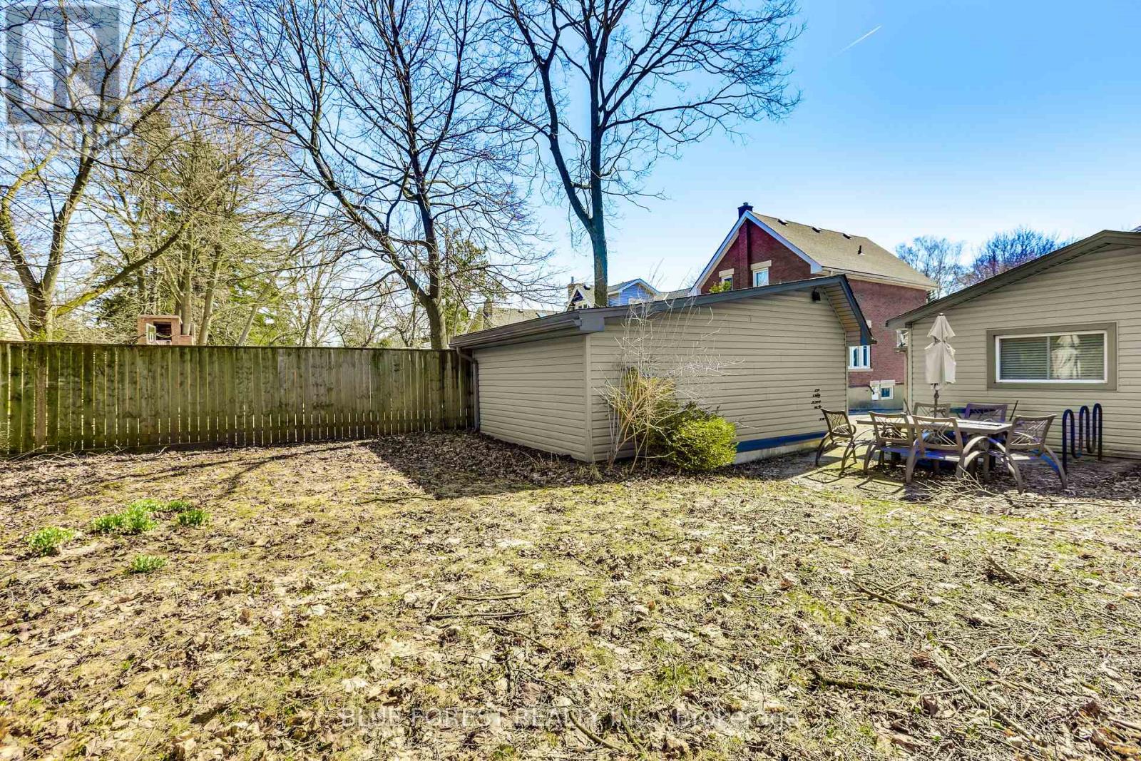 17 Mcdonald Avenue Property Photo 28