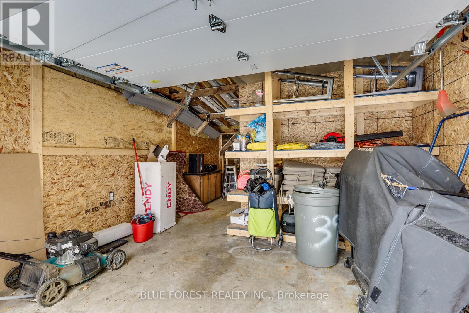 17 Mcdonald Avenue Property Photo 34