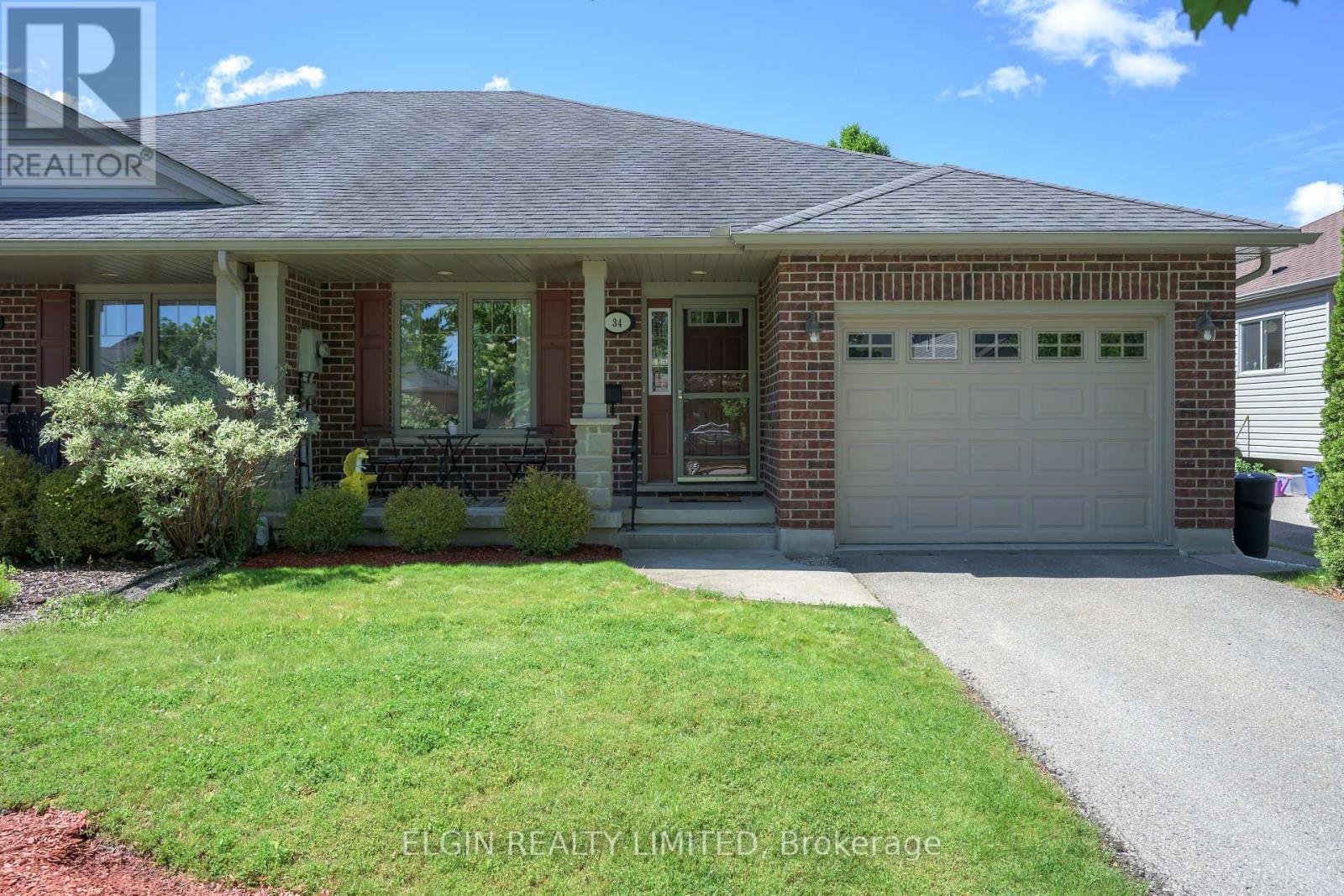 34 Pear Tree Avenue Property Photo 2