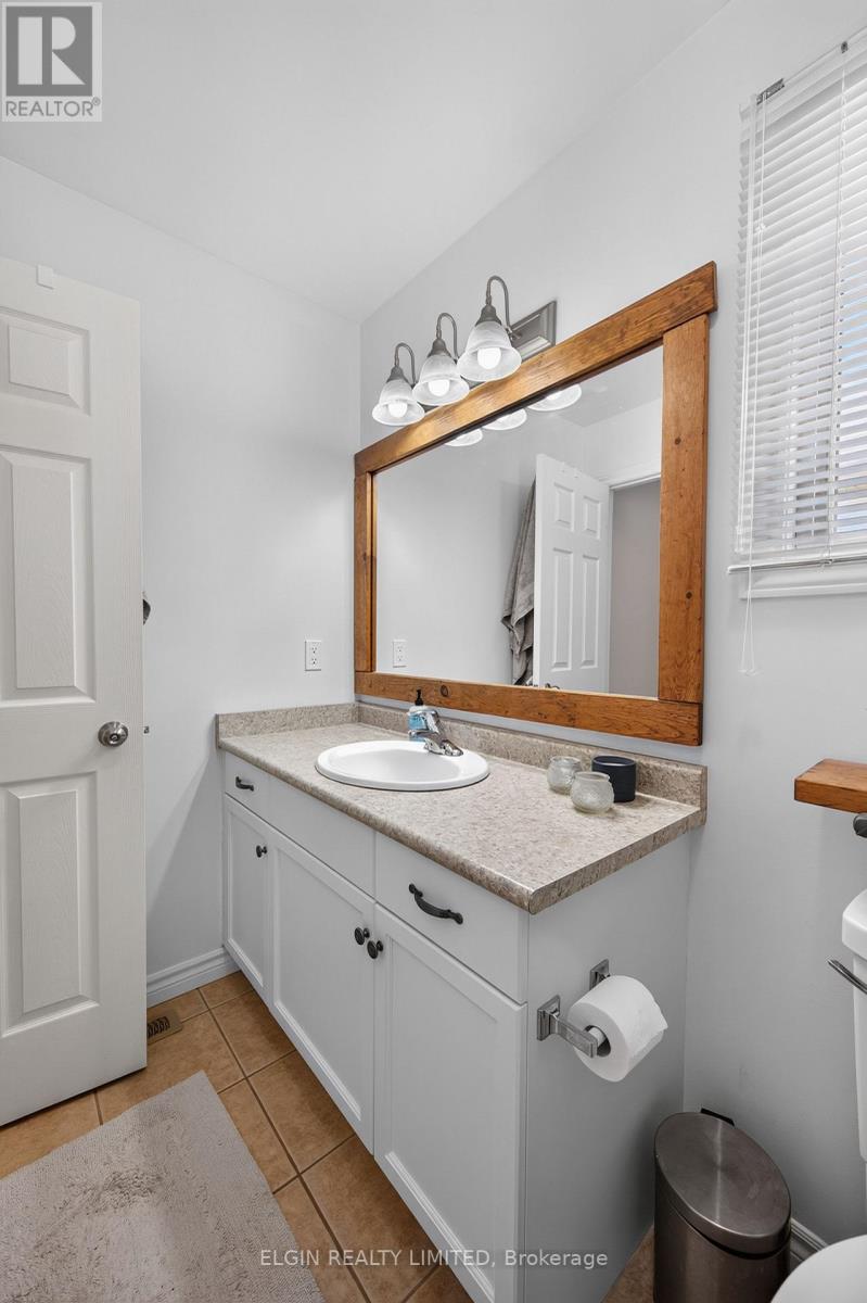 34 Pear Tree Avenue Property Photo 22