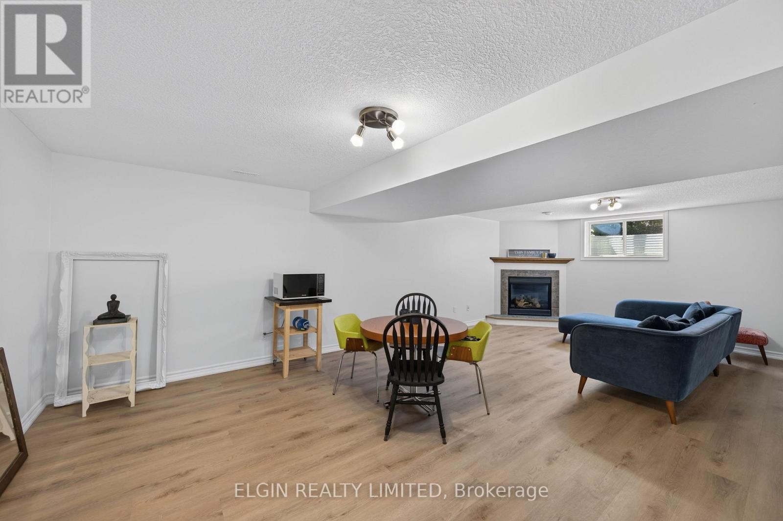 34 Pear Tree Avenue Property Photo 27