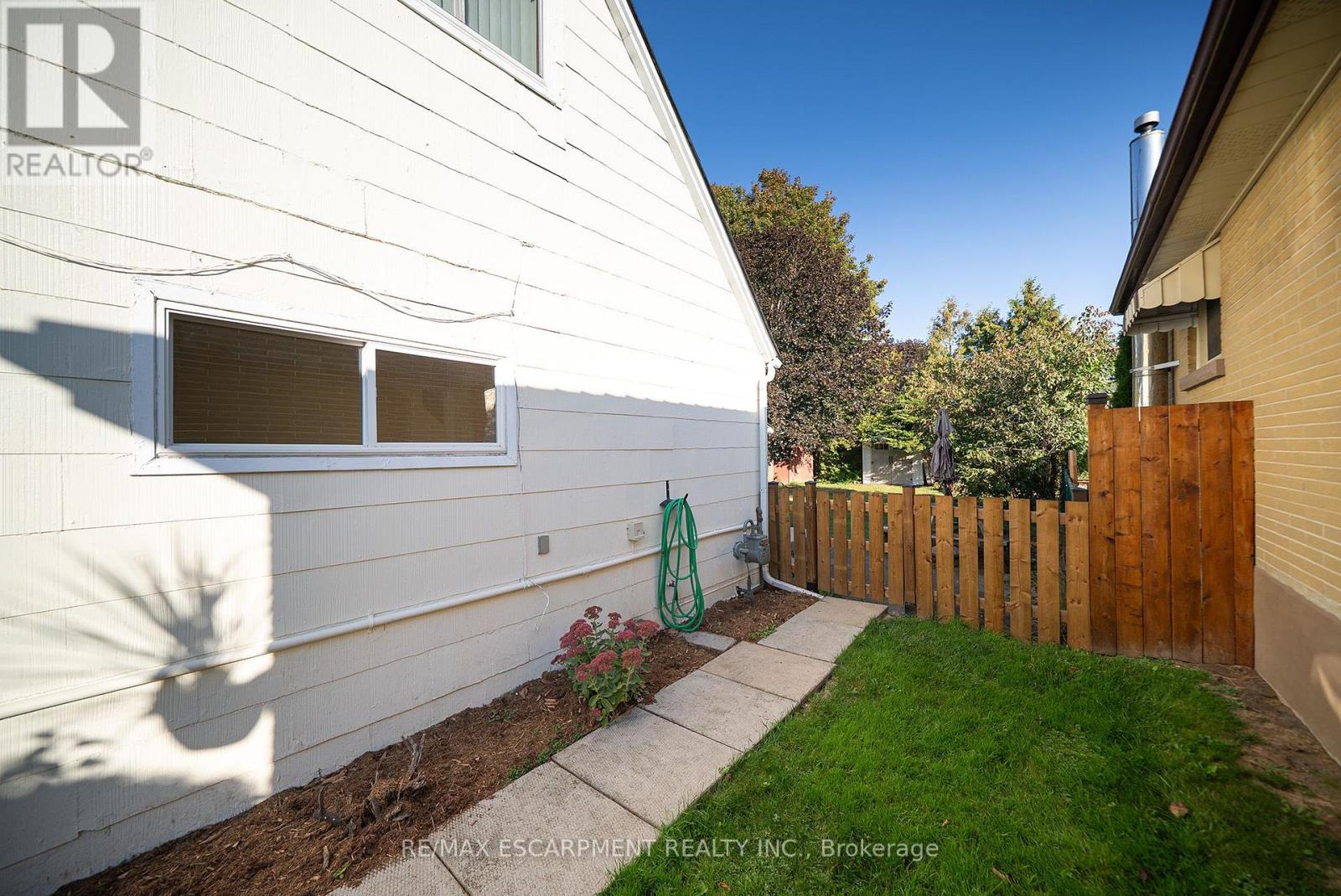 89 Salisbury Avenue Property Photo 19