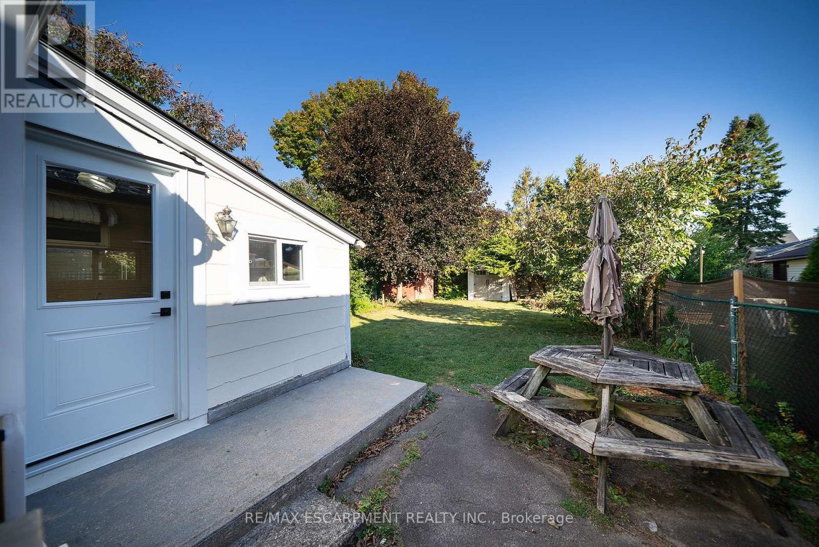 89 Salisbury Avenue Property Photo 21