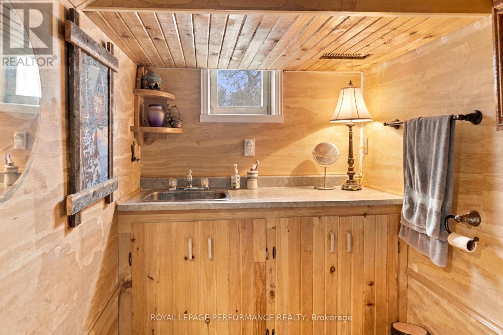 4126 34 Highway Property Photo 16