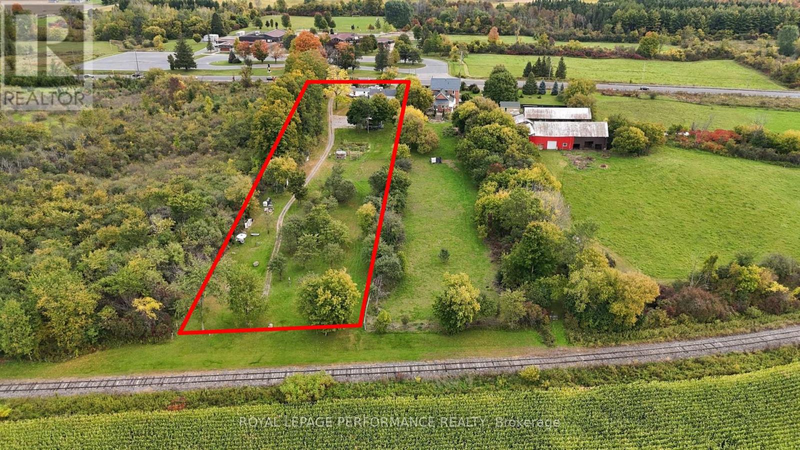 4126 34 Highway Property Photo 32