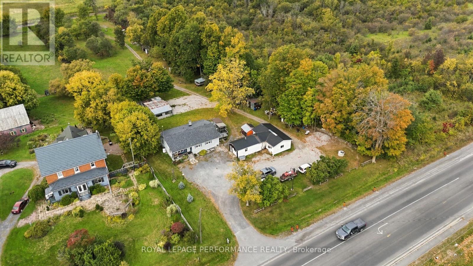 4126 34 Highway Property Photo 34