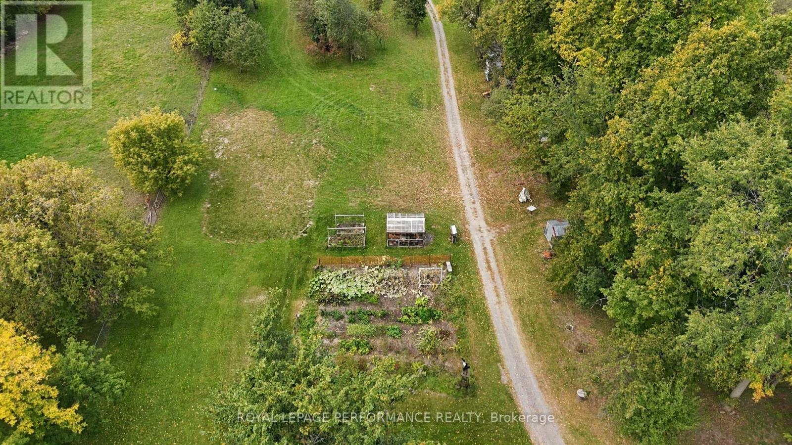 4126 34 Highway Property Photo 39