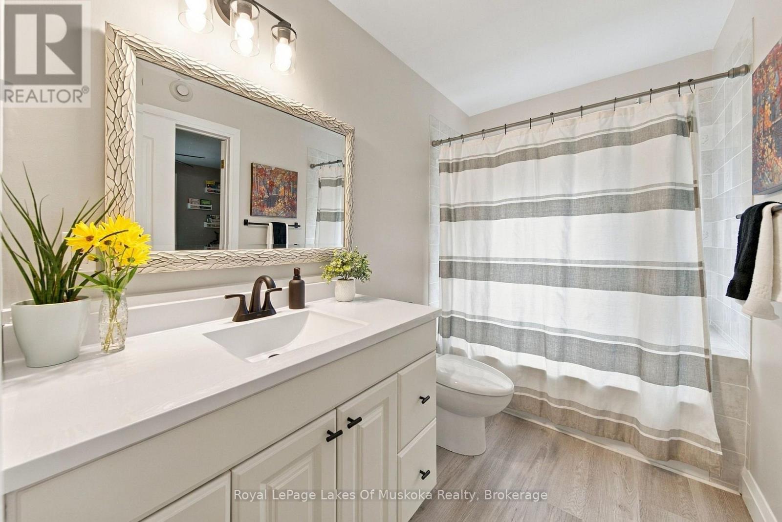 1002 Joseph Place Property Photo 9